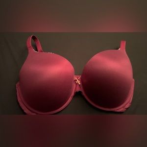 38DDD Victoria’s Secret Push-Up Bra